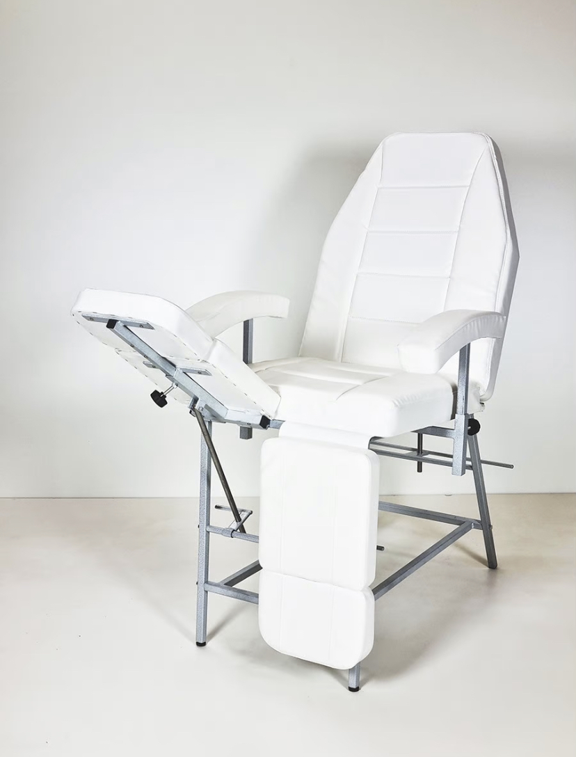 Кресло педикюрное “Люкс”, белое